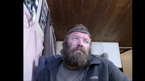 Snapshot of squegly chatting on 17, 10, 2025 Bryan online show from 17, 10, 2025