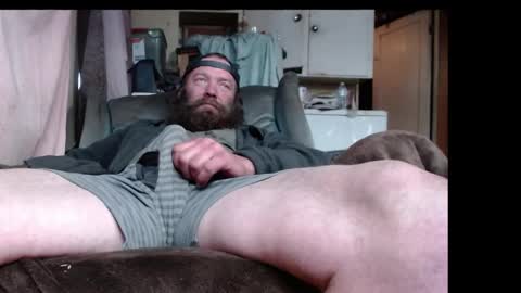 Snapshot of squegly chatting on 14, 4, 2026 Bryan online show from 14, 4, 2026