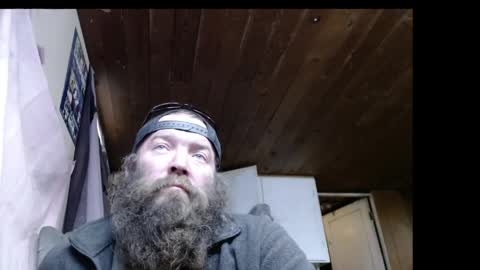 Snapshot of squegly chatting on 15, 4, 2026 Bryan online show from 15, 4, 2026