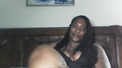 Snapshot of squiiirtarina chatting on 6, 8, 2026 Sable Grace online show from 6, 8, 2026