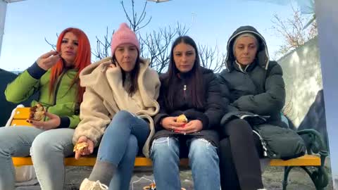 My name is Maya Lush is activeThere are legends that in this room all your wishes can come true  Private is Open online show from 2, 1, 2025