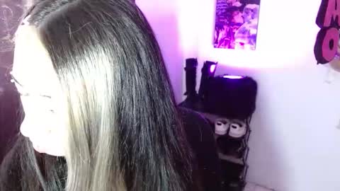  HELLO WELCOME MY NAME IS CHARLOTTE OY A NEW GIRL   online show from 20, 10, 2025