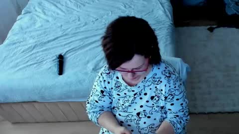 Snapshot of squirt_kimmm chatting on 4, 4, 2026 Kim online show from 4, 4, 2026