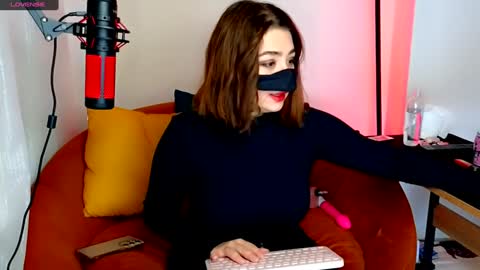 Snapshot of squirtgamee chatting on 12, 1, 2025 MELS online show from 12, 1, 2025