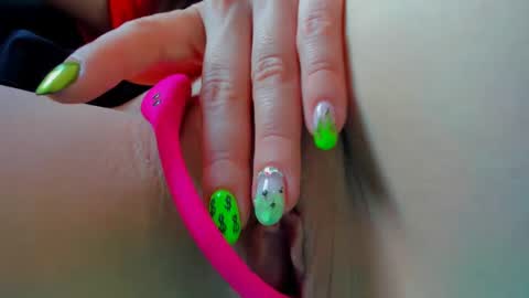 Snapshot of squirttati33 chatting on 3, 12, 2024 Tati online show from 3, 12, 2024