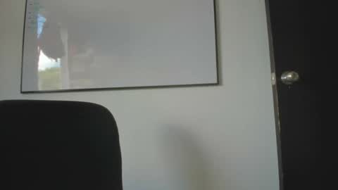 Snapshot of squirttati33 chatting on 2, 10, 2025 Tati online show from 2, 10, 2025