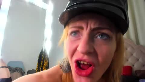 Snapshot of squirtymom chatting on 3, 10, 2025 Alisa online show from 3, 10, 2025