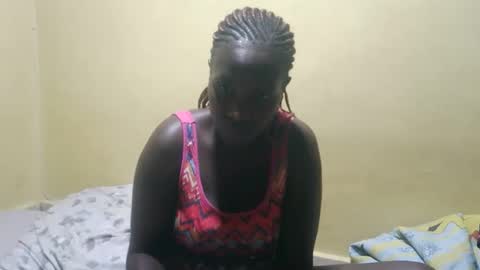 Snapshot of squirtypussie chatting on 17, 5, 2026 squirtypussie online show from 17, 5, 2026