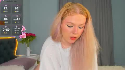 Snapshot of sqwrtg chatting on 19, 3, 2026 sqwrtg online show from 19, 3, 2026