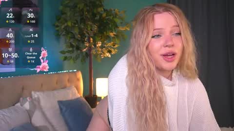 Snapshot of sqwrtg chatting on 2, 4, 2026 sqwrtg online show from 2, 4, 2026