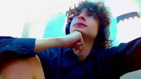 Snapshot of sr_bonnyethan chatting on 10, 9, 2025 ethan online show from 10, 9, 2025