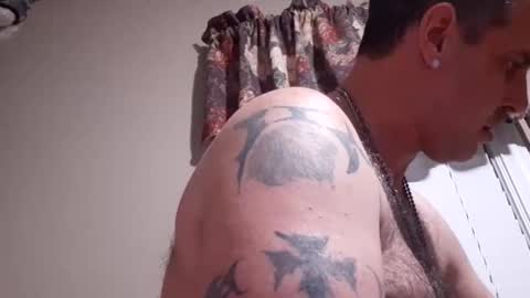 srnewton978 online show from 31, 1, 2025