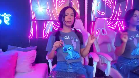 Snapshot of staarlightt chatting on 20, 10, 2025 staarlightt online show from 20, 10, 2025