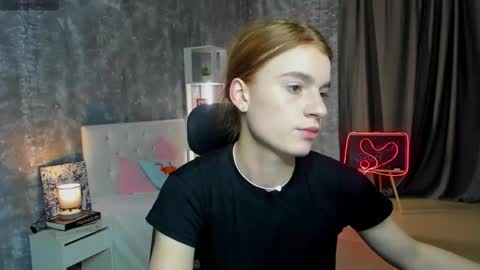 Snapshot of stacey__doll chatting on 14, 10, 2025 stacey__doll online show from 14, 10, 2025