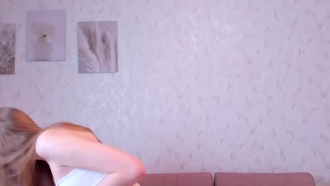 Snapshot of stacey_kisse chatting on 1, 3, 2025 Lia online show from 1, 3, 2025