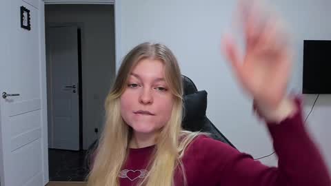 Stacy  online show from 26, 12, 2024