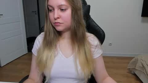 Snapshot of stacy_miraclee chatting on 13, 2, 2026 Stacy online show from 13, 2, 2026