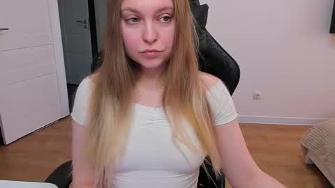 Snapshot of stacy_miraclee chatting on 24, 2, 2026 Stacy online show from 24, 2, 2026