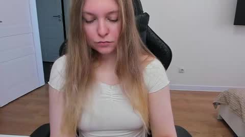 Stacy  online show from 24, 3, 2026