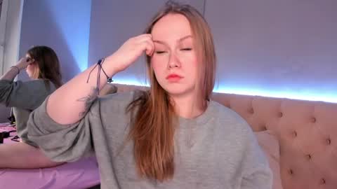 Snapshot of stacy_moorexx chatting on 27, 4, 2026 STACY online show from 27, 4, 2026