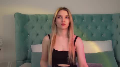 Snapshot of stacyevancesss chatting on 2, 2, 2026 StacyEvances online show from 2, 2, 2026