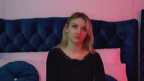 Snapshot of stacyevancesss chatting on 19, 2, 2026 StacyEvances online show from 19, 2, 2026