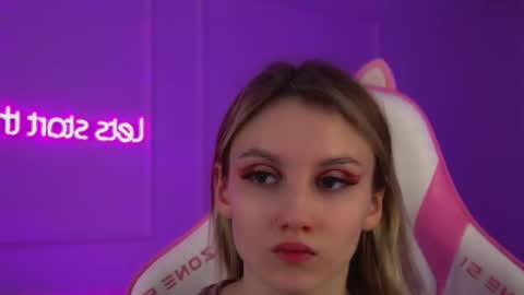 Snapshot of stacyevancesss chatting on 1, 3, 2026 StacyEvances online show from 1, 3, 2026