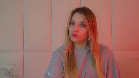 Snapshot of stacyevancesss chatting on 16, 3, 2026 StacyEvances online show from 16, 3, 2026