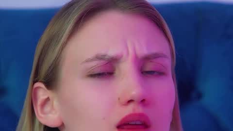 Snapshot of stacyevancesss chatting on 20, 3, 2026 StacyEvances online show from 20, 3, 2026