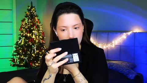 Snapshot of stacygonzales_ chatting on 4, 1, 2025 Bye bye dear See you on December 3st online show from 4, 1, 2025