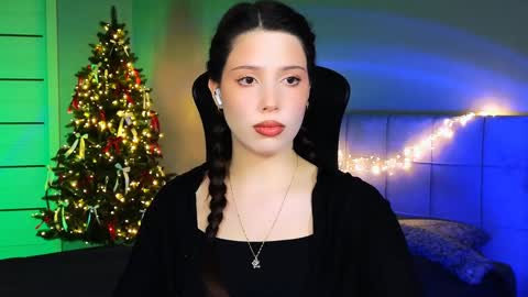Snapshot of stacygonzales_ chatting on 4, 1, 2025 Bye bye dear See you on December 3st online show from 4, 1, 2025