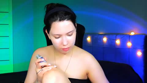 Snapshot of stacygonzales_ chatting on 2, 2, 2025 Bye bye dear See you on December 3st online show from 2, 2, 2025