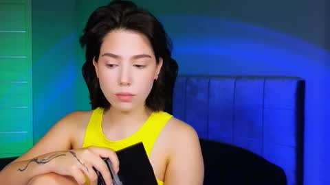 Snapshot of stacygonzales_ chatting on 10, 9, 2025 Bye bye dear See you on December 3st online show from 10, 9, 2025