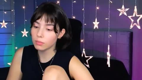 Snapshot of stacygonzales_ chatting on 22, 10, 2025 Bye bye dear See you on December 3st online show from 22, 10, 2025