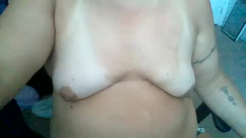 Snapshot of starella___saxxxton chatting on 12, 7, 2026 starella___saxxxton online show from 12, 7, 2026