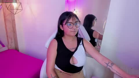 Snapshot of starfayer chatting on 28, 4, 2026 Start online show from 28, 4, 2026