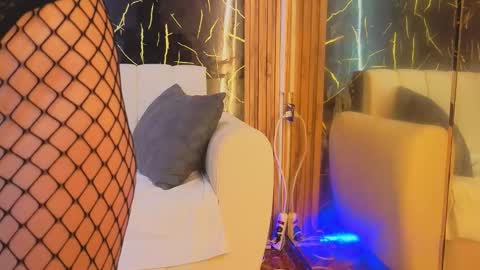 starlight_mature23_aws online show from 22, 2, 2026