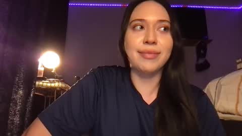 starlitdreams777 online show from 27, 2, 2025