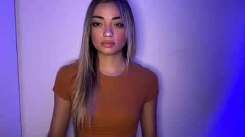 Mia online show from 21, 4, 2026