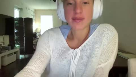 Stassiethatsororitygirl online show from 16, 10, 2025