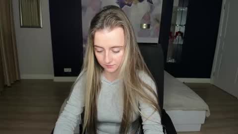 Snapshot of stasystew chatting on 26, 9, 2025 StasyStew online show from 26, 9, 2025