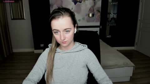 Snapshot of stasystew chatting on 5, 10, 2025 StasyStew online show from 5, 10, 2025