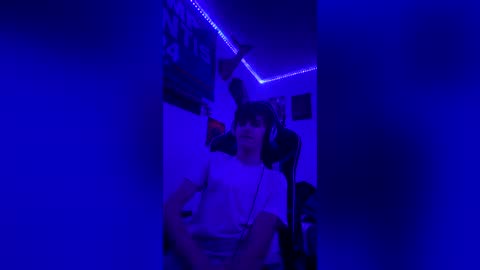 Snapshot of stealthy887952 chatting on 4, 8, 2026 stealthy887952 online show from 4, 8, 2026