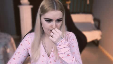 stef_nicks online show from 2, 3, 2026