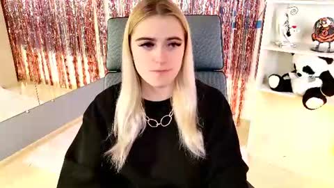 Snapshot of stef_nicks chatting on 17, 7, 2026 stef_nicks online show from 17, 7, 2026