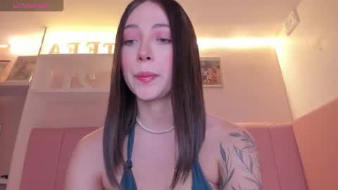 Stefa Gomez  online show from 17, 11, 2025