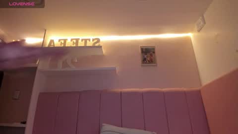 Stefa Gomez  online show from 26, 11, 2025