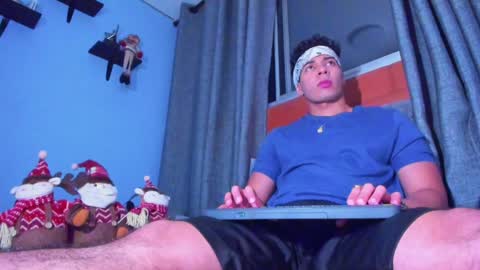 Snapshot of stefann_salvatore chatting on 19, 12, 2024 Stefann Salvatore online show from 19, 12, 2024