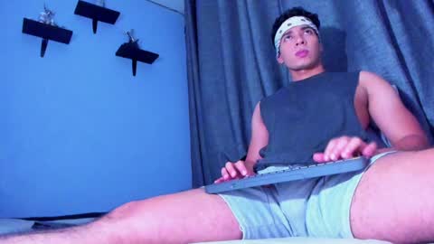 Snapshot of stefann_salvatore chatting on 29, 1, 2025 Stefann Salvatore online show from 29, 1, 2025