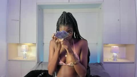 Snapshot of stefannyevans_ chatting on 4, 6, 2026 stefannyevans_ online show from 4, 6, 2026
